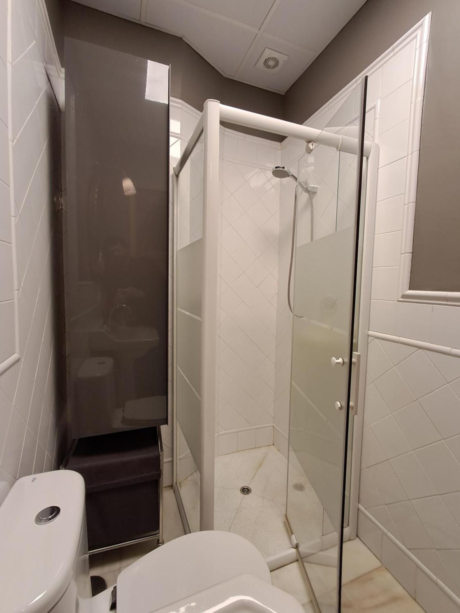 Apartamentos Almirante Hoyos Seville Luaran gambar