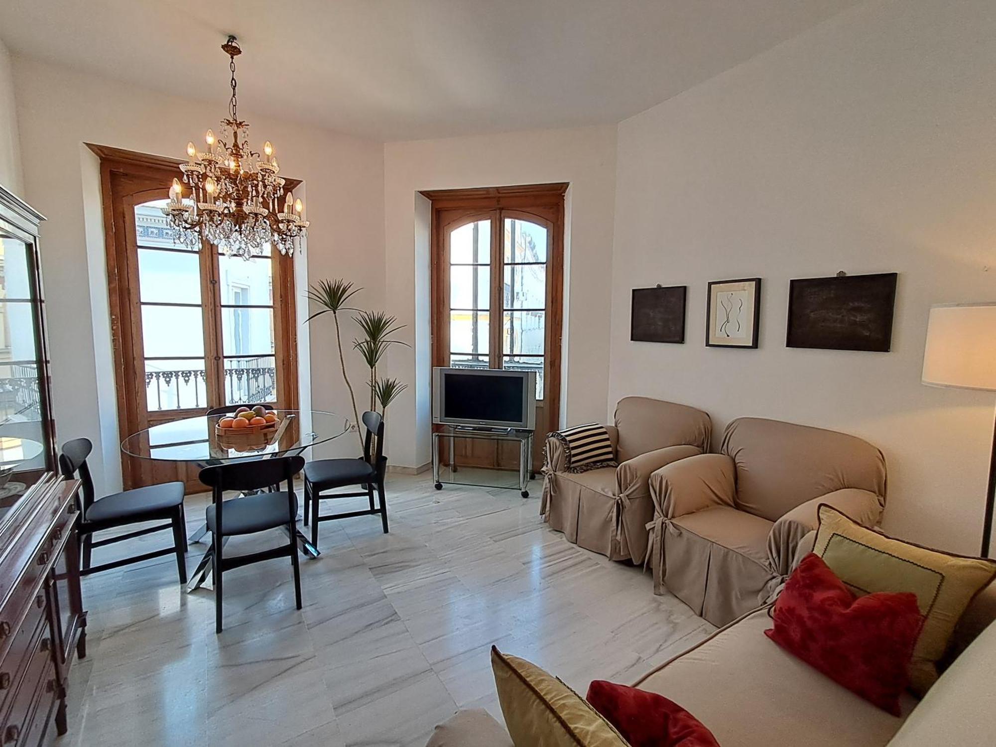 Apartamentos Almirante Hoyos Seville Luaran gambar