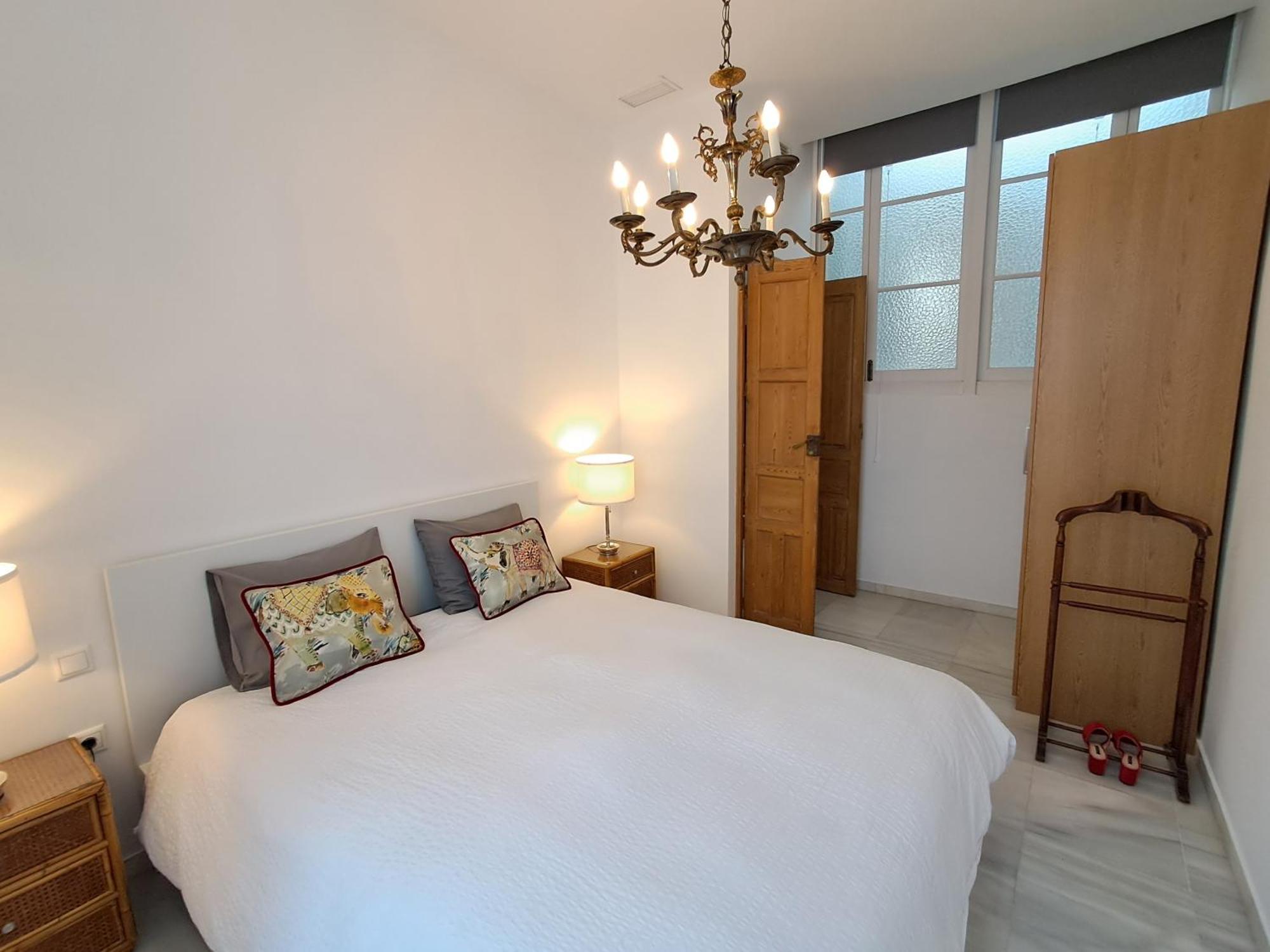 Apartamentos Almirante Hoyos Seville Luaran gambar