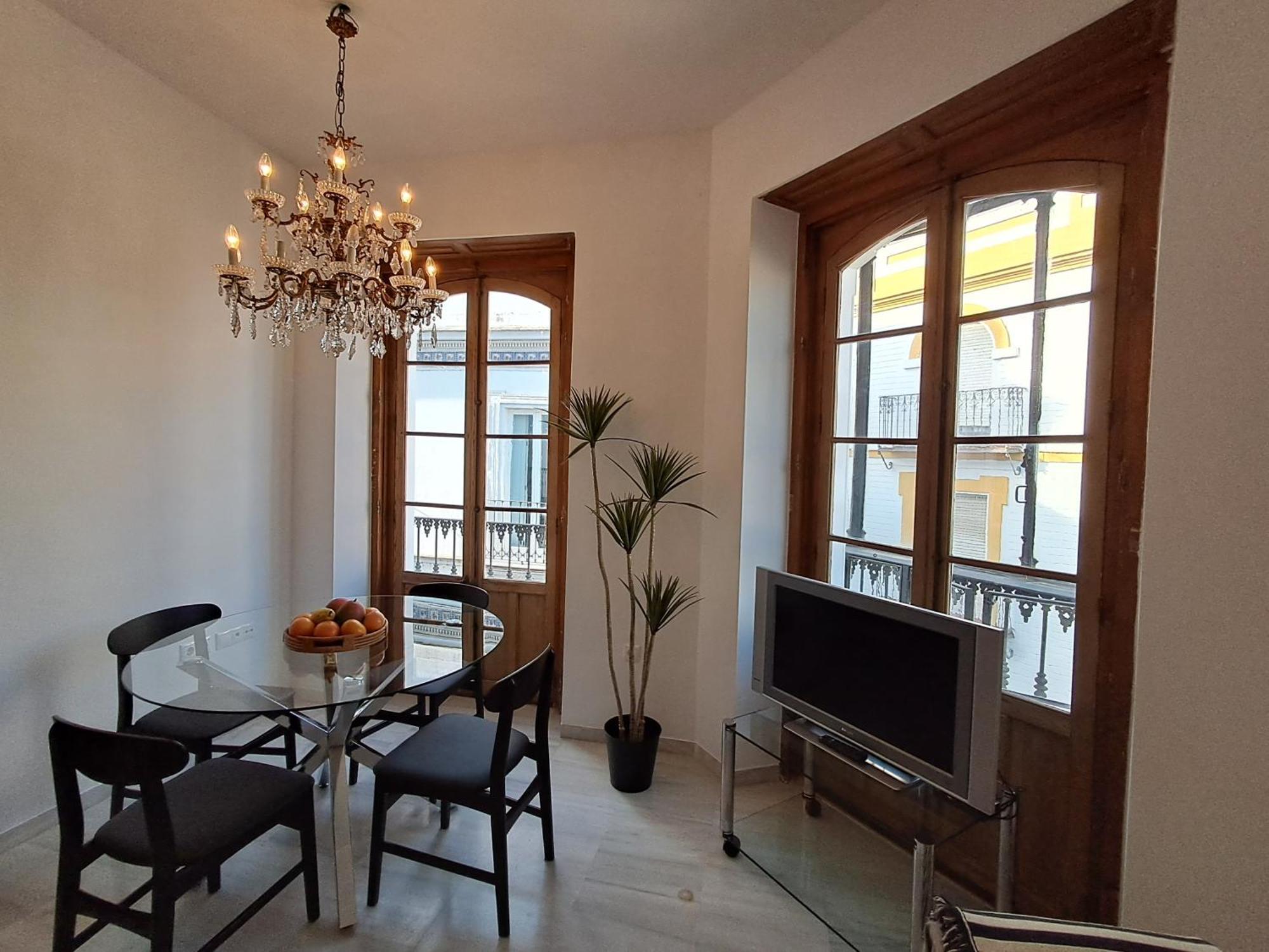 Apartamentos Almirante Hoyos Seville Luaran gambar