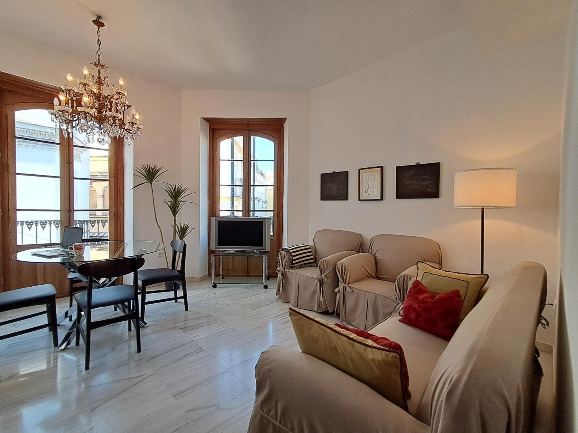 Apartamentos Almirante Hoyos Seville Luaran gambar